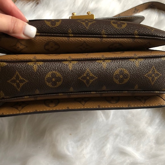 Authentic Louis Vuitton Pochette Metis - Picture 5 of 8